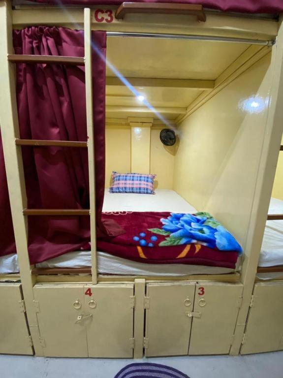 Namo Guest House Only For Indians 바라나시 외부 사진