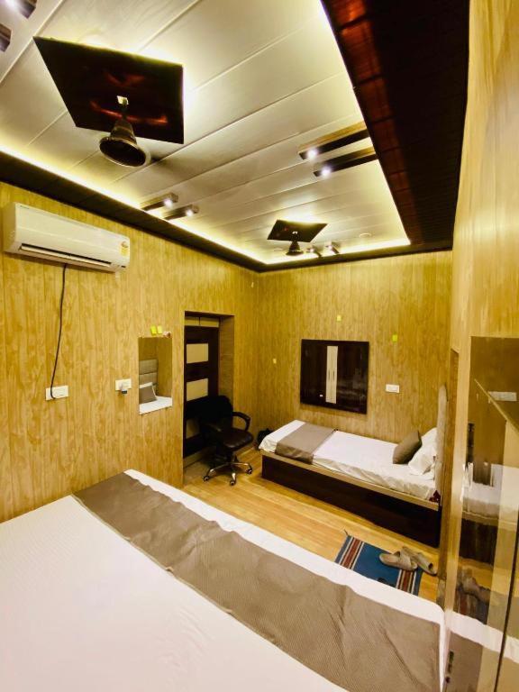 Namo Guest House Only For Indians 바라나시 외부 사진