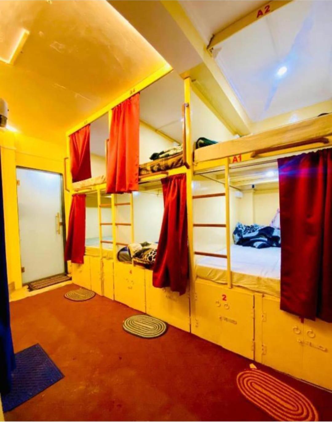Namo Guest House Only For Indians 바라나시 외부 사진