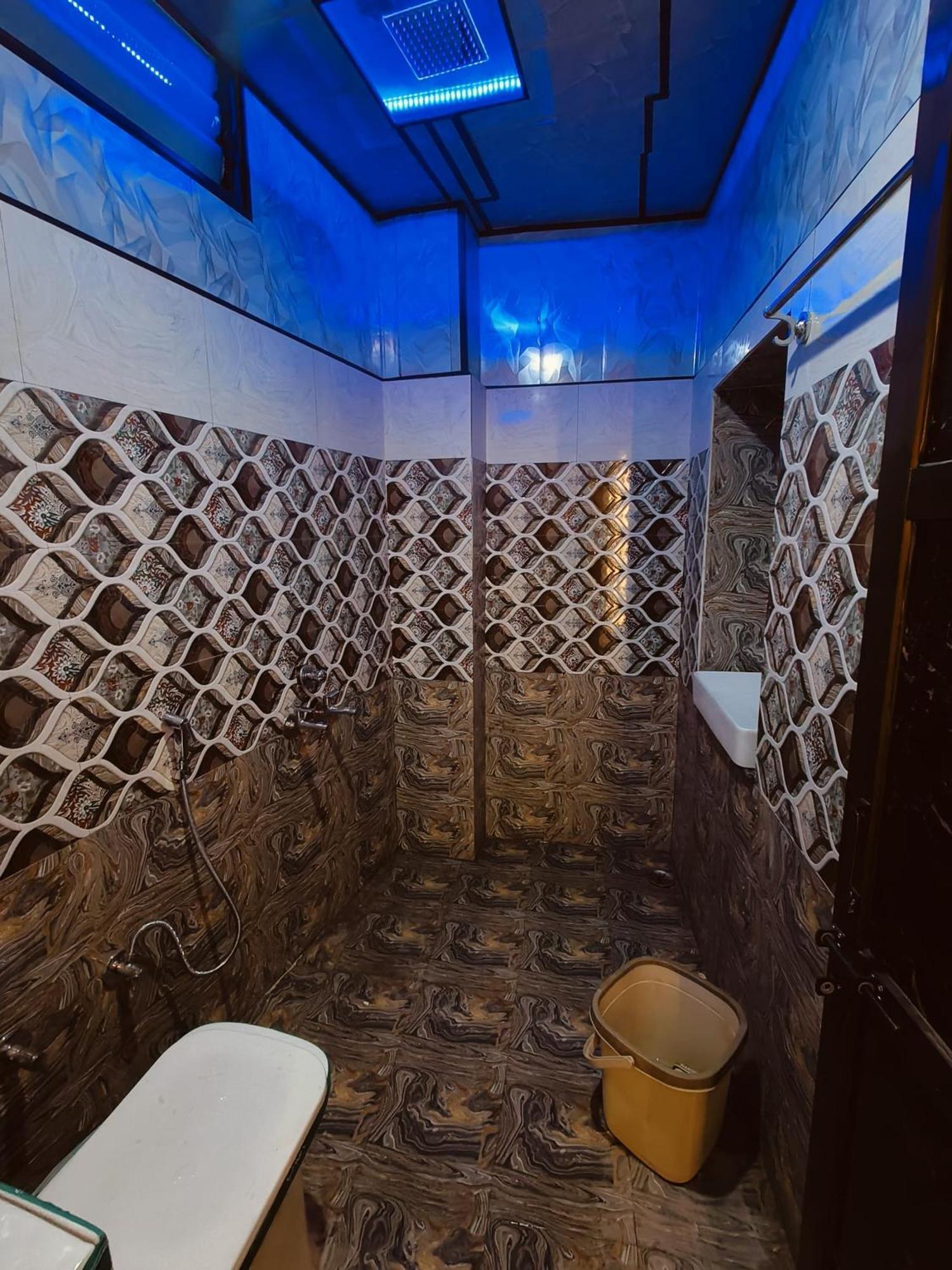 Namo Guest House Only For Indians 바라나시 외부 사진