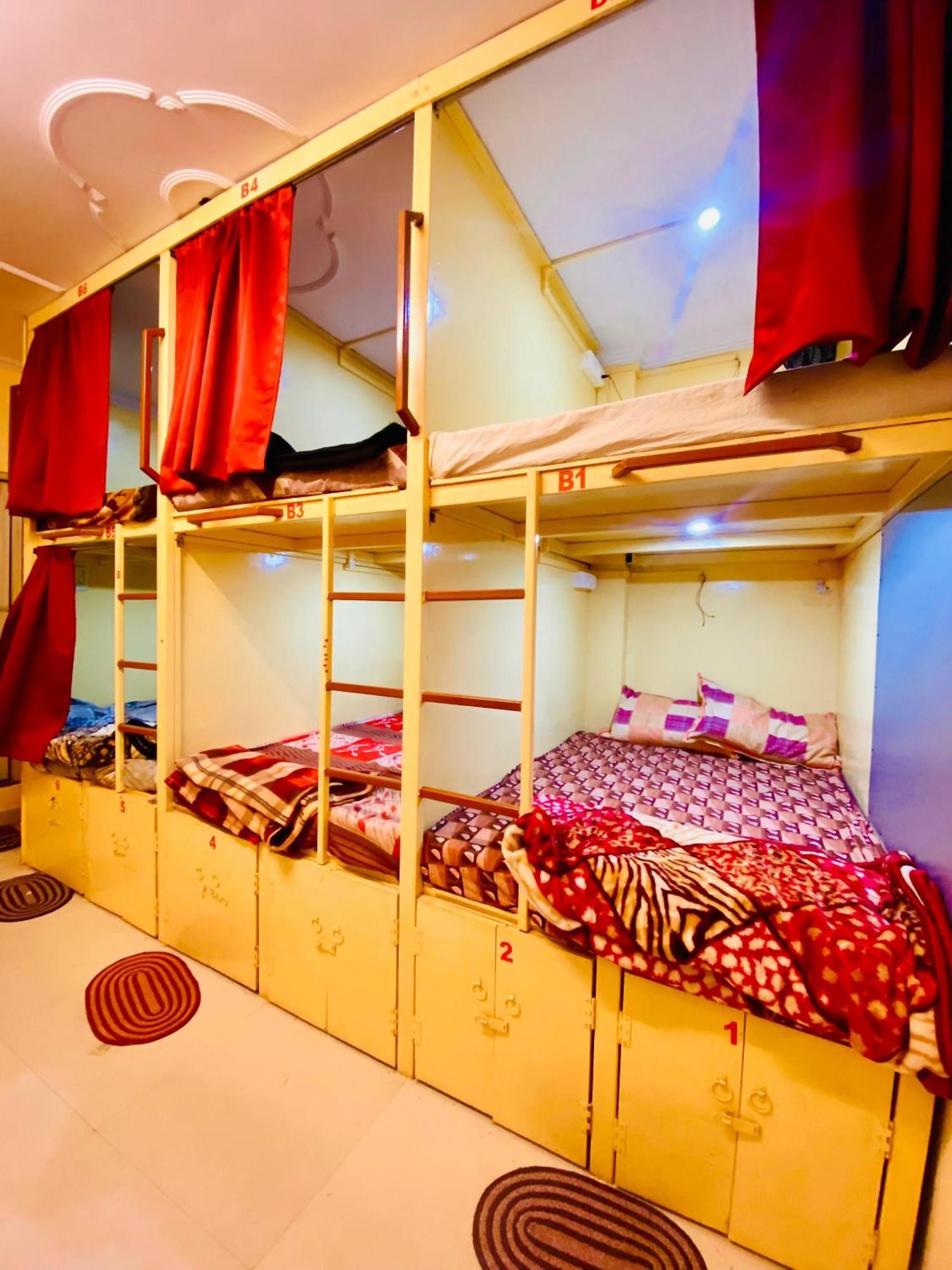Namo Guest House Only For Indians 바라나시 외부 사진